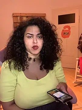 Curvydesifromgermany - Oil on tits