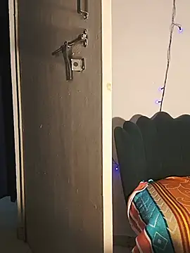 DIRTYSECRET_QUEEN_07 - Pussy Show