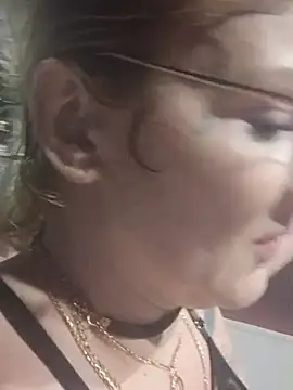 Nakedgarbageperson - Walk tits out 2 minutes 😱