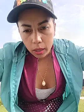 _andrea30