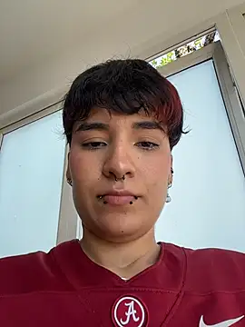 Emma_cute7 - I squeeze my nipples