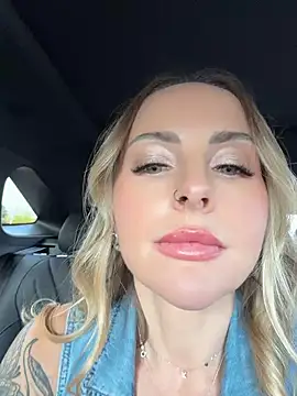 EmaSalis - LT gets STRANGER FUCK video