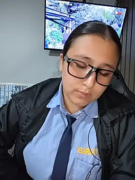 Cute_Penelope - Bouncing tits on your face+saliva🤫shh