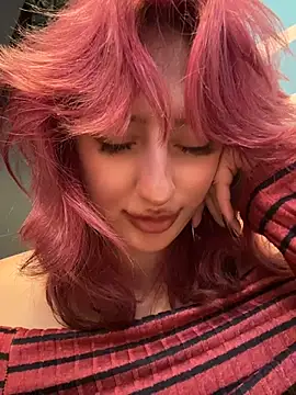 RonnieKiss - Suck dildo