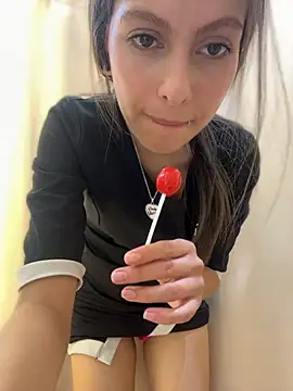 Antonella-rey - FINGERING PUSSY + SPIT PUSSY🌸🥵🔥