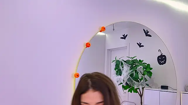 NikkaBush - Spank me in doggy