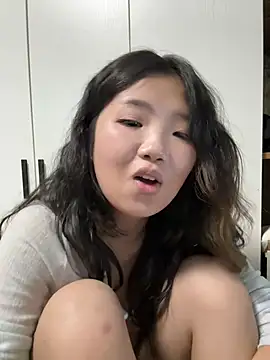 Miaomiao79882 - 倒立一分钟