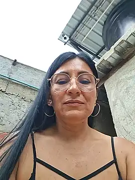 Maturexxxnaughty - A stranger grabs my tits on the street.