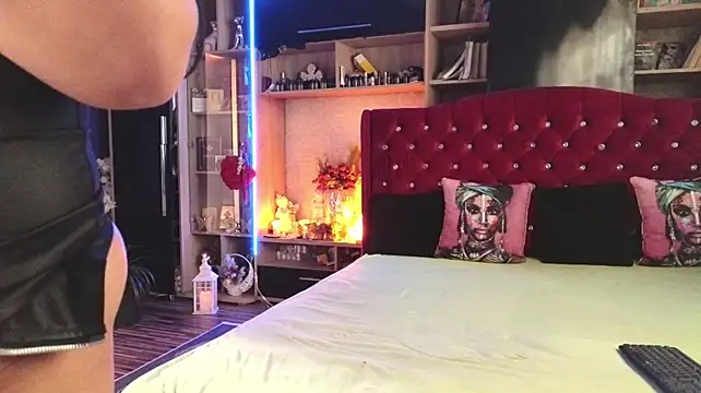 SeductiveCeline - Tease this hot body