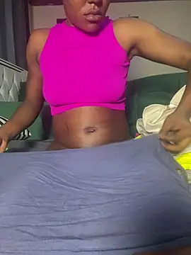 1Melanin-Vinah - 2fingers in pussy💦