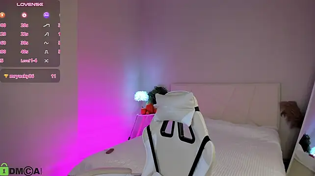 Luna_Vibee - show tits