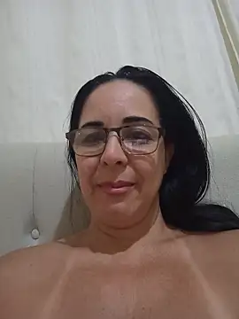 Regina475 - Sitting with her pussy on the dildo