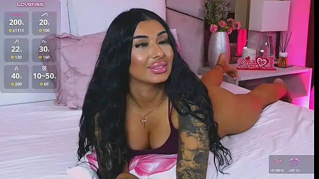 LaylaVixenn - Kisses all over my body