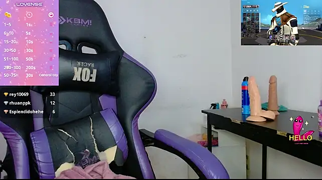 Blondegamerr - show pussy
