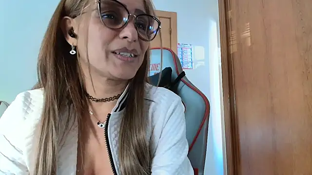 CristalDivine - 🔥DOGGY SHOW BIG ASS/2:30CONTROL LUSH🔥