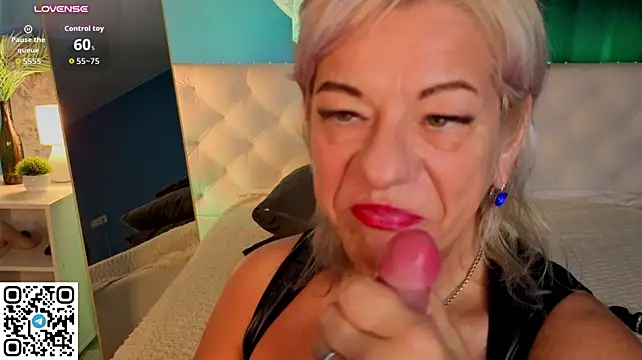 Anna_Coolidge - Squirt Time!