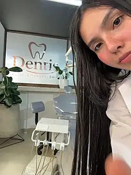 Nahomy_park - show boobs🤤