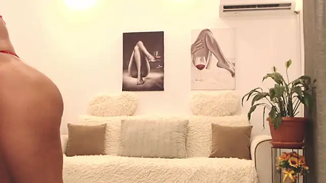 Ladydiavolasquirt - MAKE ME CUM AND SQUIRT EVERYWHERE🍌🖐️💦