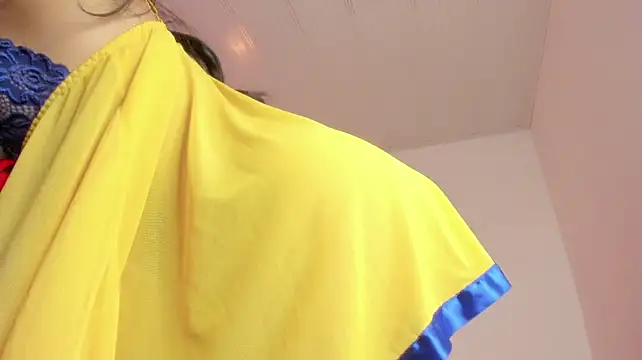 AbyWhitee - plug inmy ass