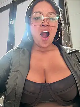 Outdoors-Mia_Khalifa - My Co worker masturbates my pussy!
