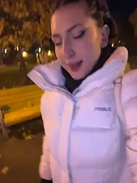 KatyVibes - TEASE WITH MY LIPS
