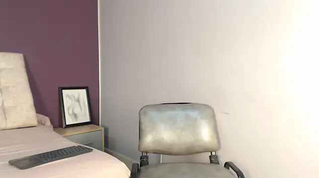 Victoria_Blacke - whip the tail 5 times