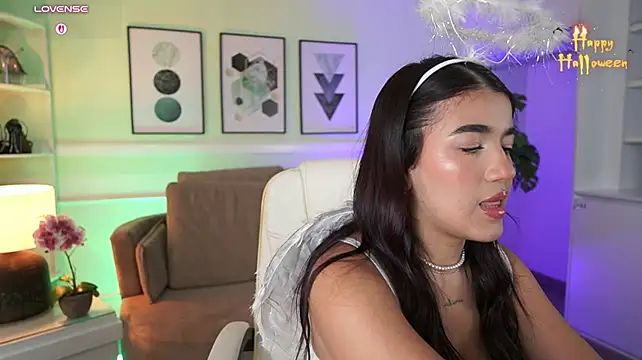 IvyGrabes - 👻❤️ Deep Saliva on Toy + Eye Contact