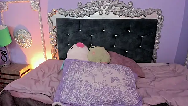 Daisy_Doll - Lick my fingers + tongue close up 🥵