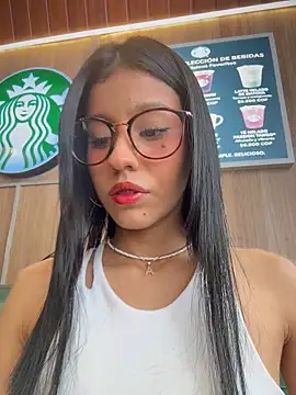 Alejandra_ospina - 3 FINGER INSIDE PUSSY + A LOT CREAMY🔥🔥