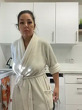 Magical_mia - SHOW BUSH