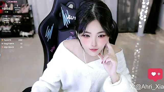 Ahrii_yan - 来姨妈咧呜呜呜
