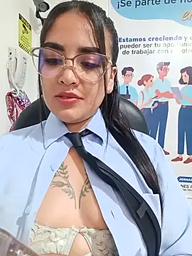 MAYE__13 - PLUG IN THE ANUS 🥵🍑