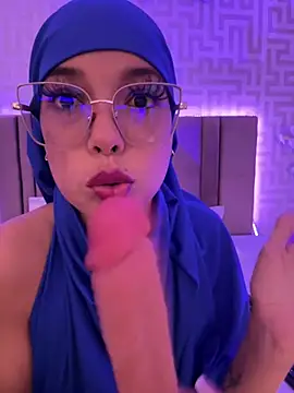 Naishaa_ - - Finger ass🍒