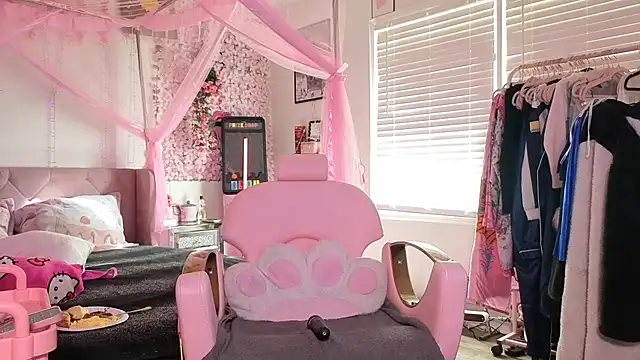 VixenCapri - ride torso anal and squirt