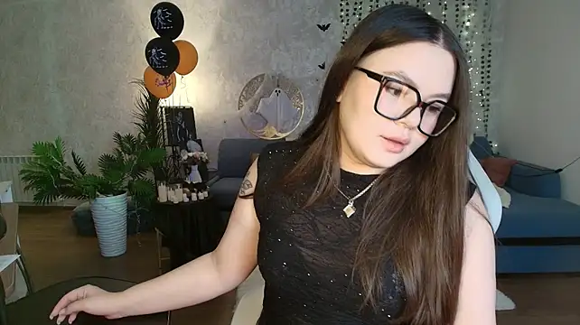 Lilialil06 - Collectible book