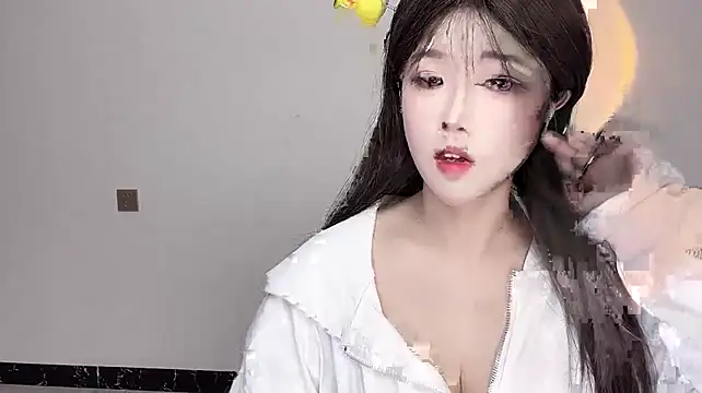 Lucy_8858 - 转呼啦圈两分钟