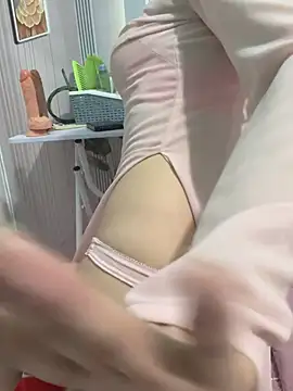 Nana-19 - Show boobs oil + Spank ass x20