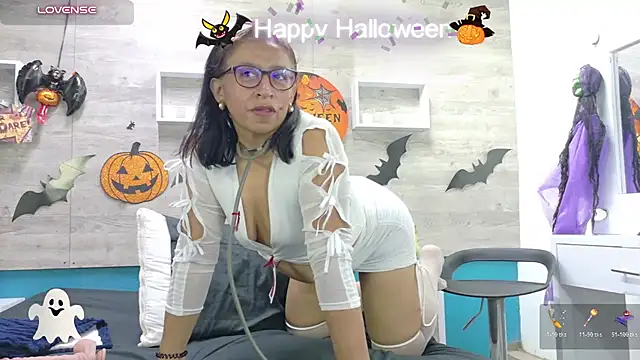 SoffieMature - SQUIRTING ORGASM