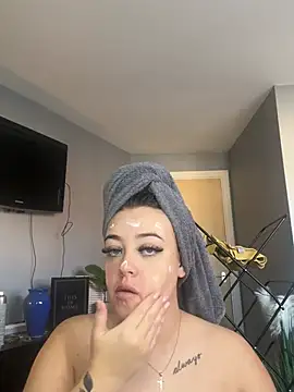 Baddie_bells - SPIT AND RUB BOOBS🌶️