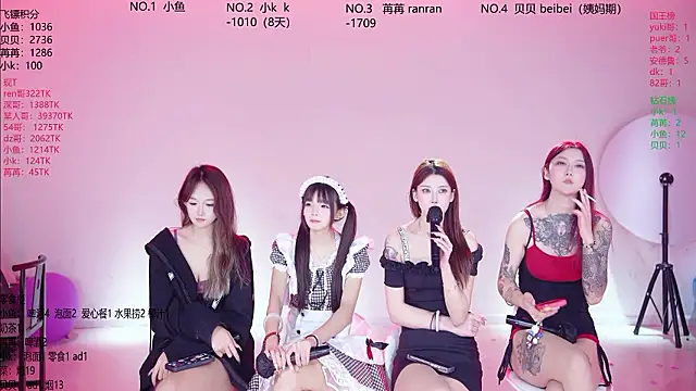 Novagirls-001