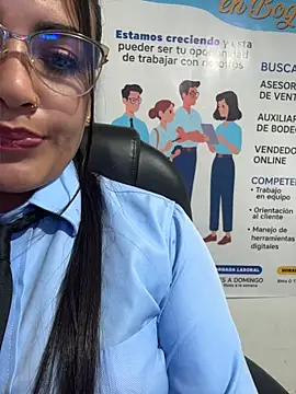 MAYE__13 - PLUG IN THE ANUS 🥵🍑