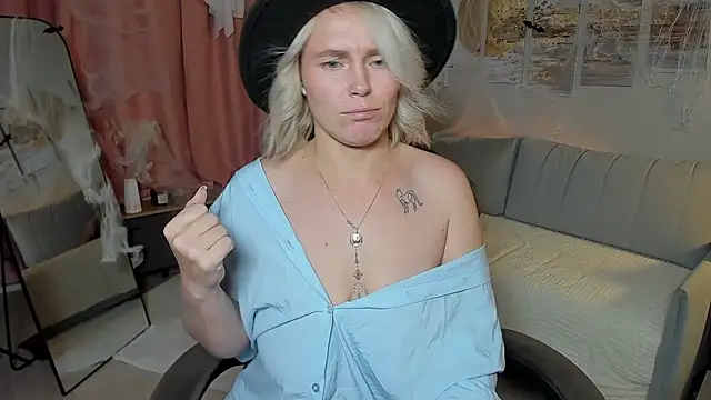 Charming_Daphny - Toy control (5min)🥵(to the last tip)