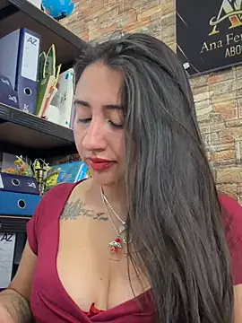 _Sarah-Office1 - Oil my boobs 🍒🍒