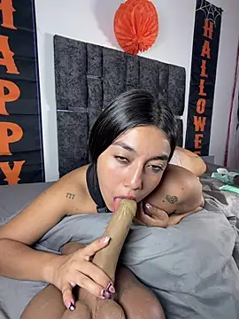 Natasharuso - make me moan😈