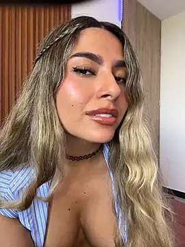 Kataliina___ - PLAY WITH GLASS DILDO ASS🍑