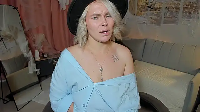 Charming_Daphny - Toy control (5min)🥵(to the last tip)