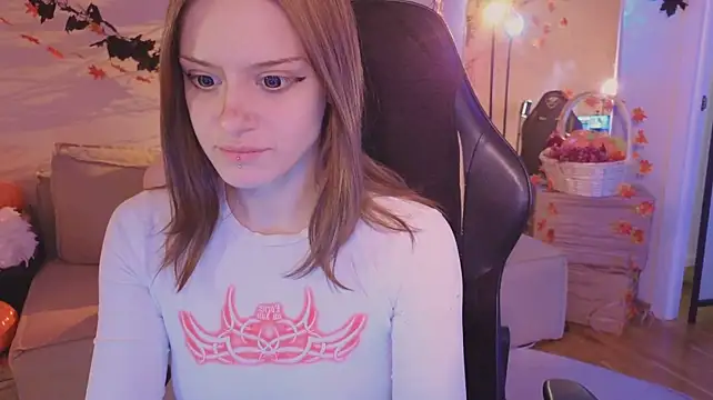 HeatherRaine - SUCK FINGERS CLOSE UP