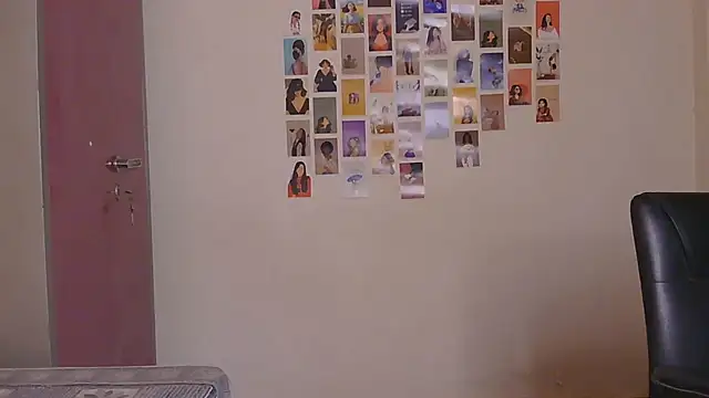 Barbie_girl4 - boobs show