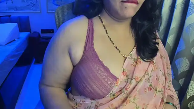 Tarivishu11 - oil on boobs