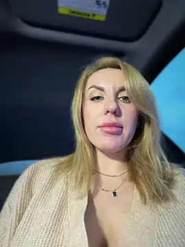 MilfNextDoor20 - Squirt 💦